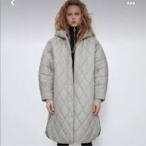 Zara Women’s Long Puffer Coat  Oversized Quilted Hooded Gray Lightweight Large